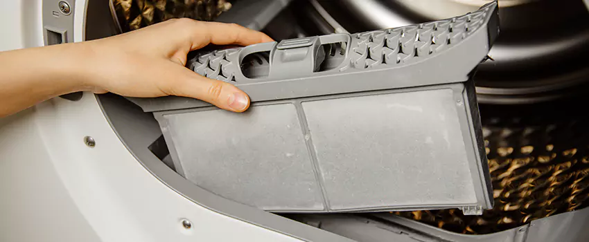 Signs Of A Clogged Dryer Lint Trap in Columbia, South Carolina